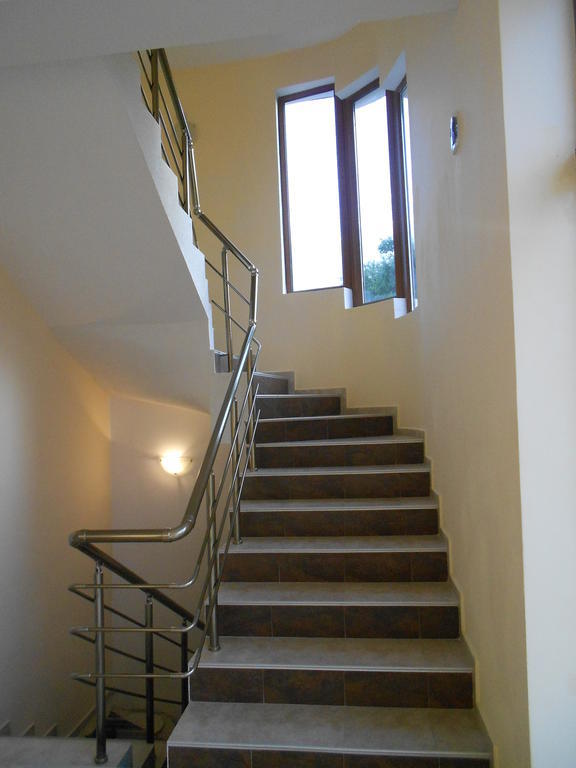 Family Hotel Amore Byala  Bagian luar foto