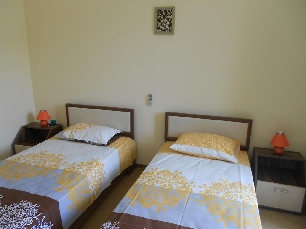 Family Hotel Amore Byala  Ruang foto